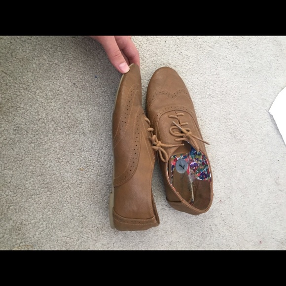 Cute vintage flats - Picture 2 of 2